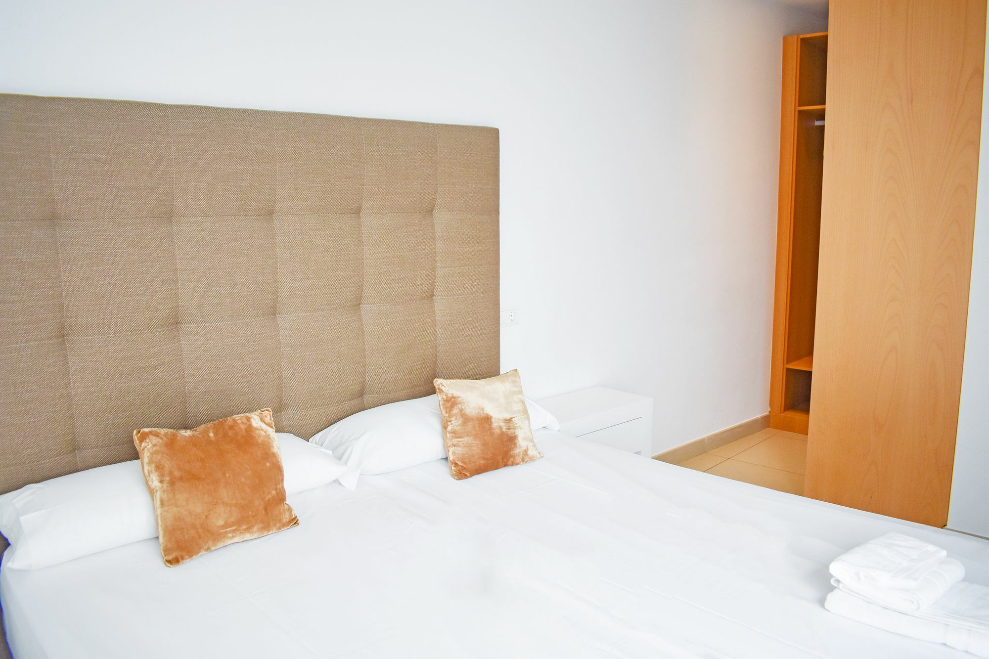 Urbanliving Fajardo Apartment Malaga Exterior photo